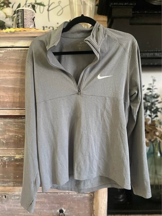 Nike Tops - Women’s Nike Dri-FIT 1/4 Zip Pullover Long Sleeves Thumbhole Gray Medium Running